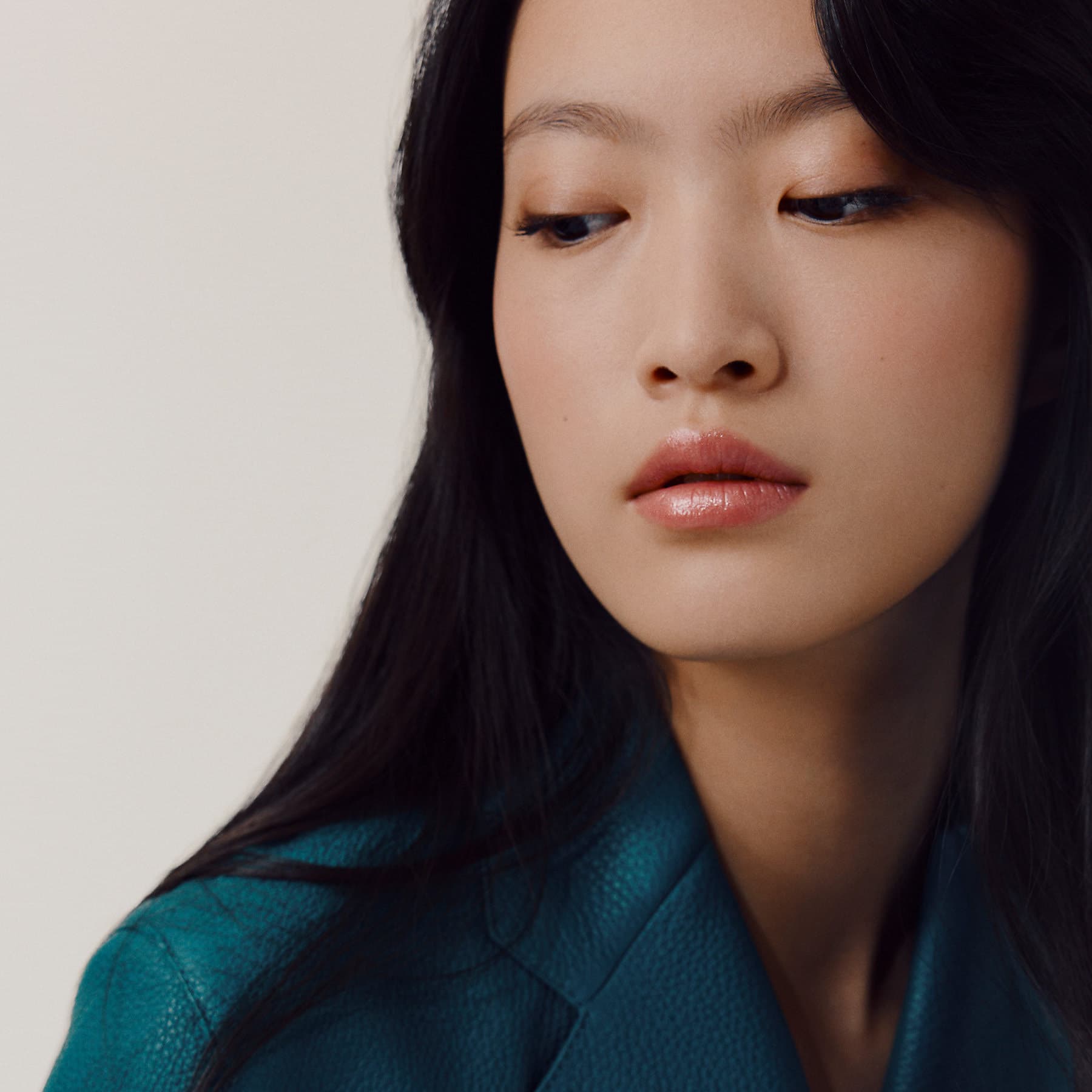 HERMES Помада Silky Lipstick Shine Limited Edition Цвет: 04 - Beige Halo 5