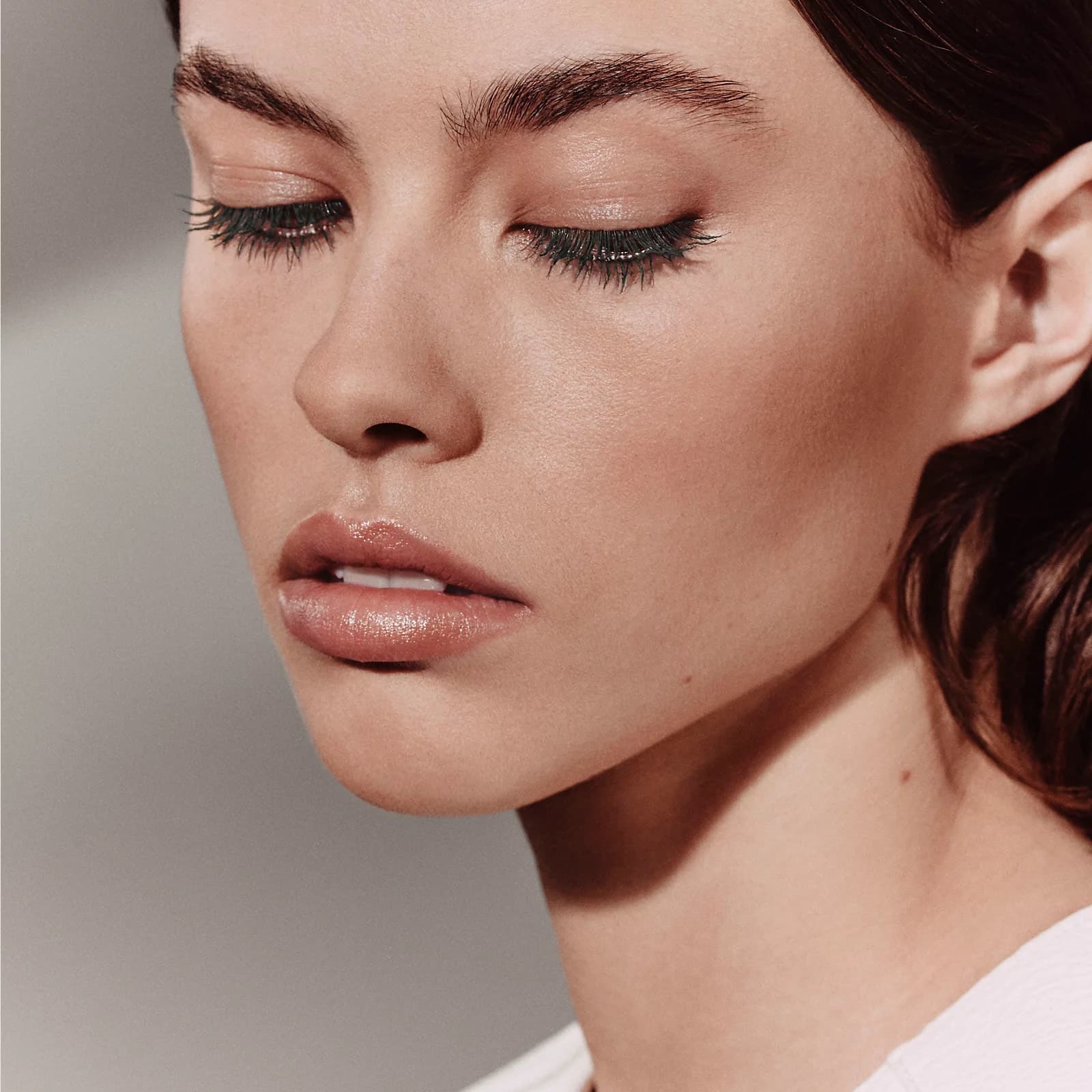 Тушь для ресниц Hermès Trait d'Hermès Revitalizing Care Mascara, тон 05 Vert Titien 4