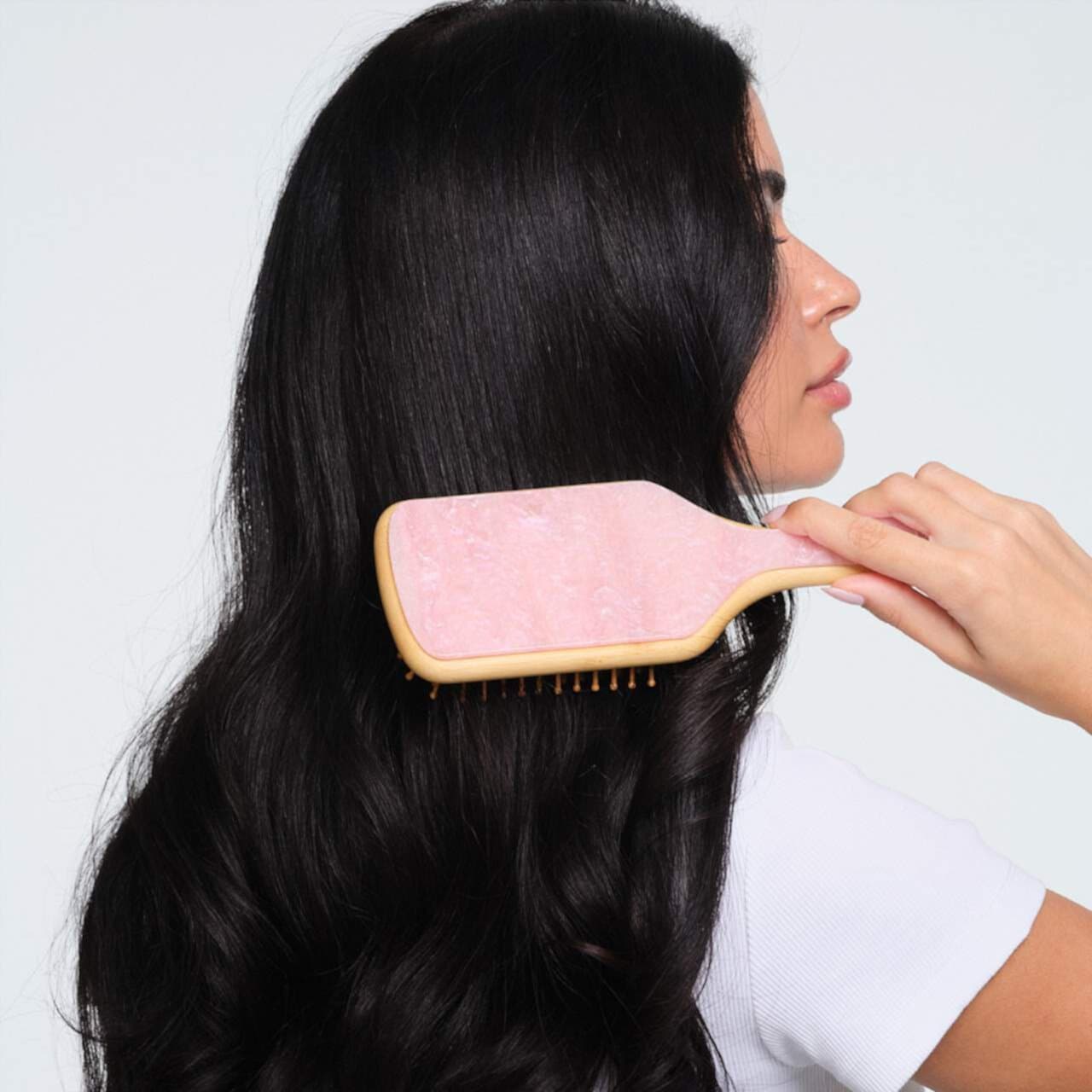 Emi Jay Bamboo Paddle Hair Brush in Pink Sugar, Бамбуковая щетка-лопатка для волос 6