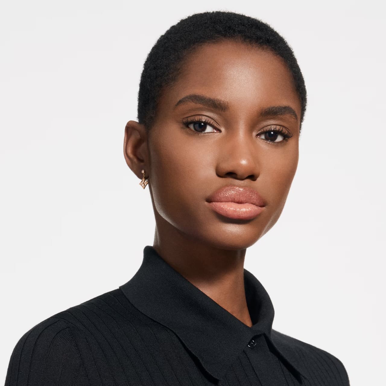 LV Помада для губ Rouge Satin Lipstick 101 Kiss The Sky , 3,5 g 5