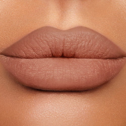 Charlotte Tilbury Карандаш для губ Lip Cheat в оттенке Iconic Nude, 1,2 гр 2