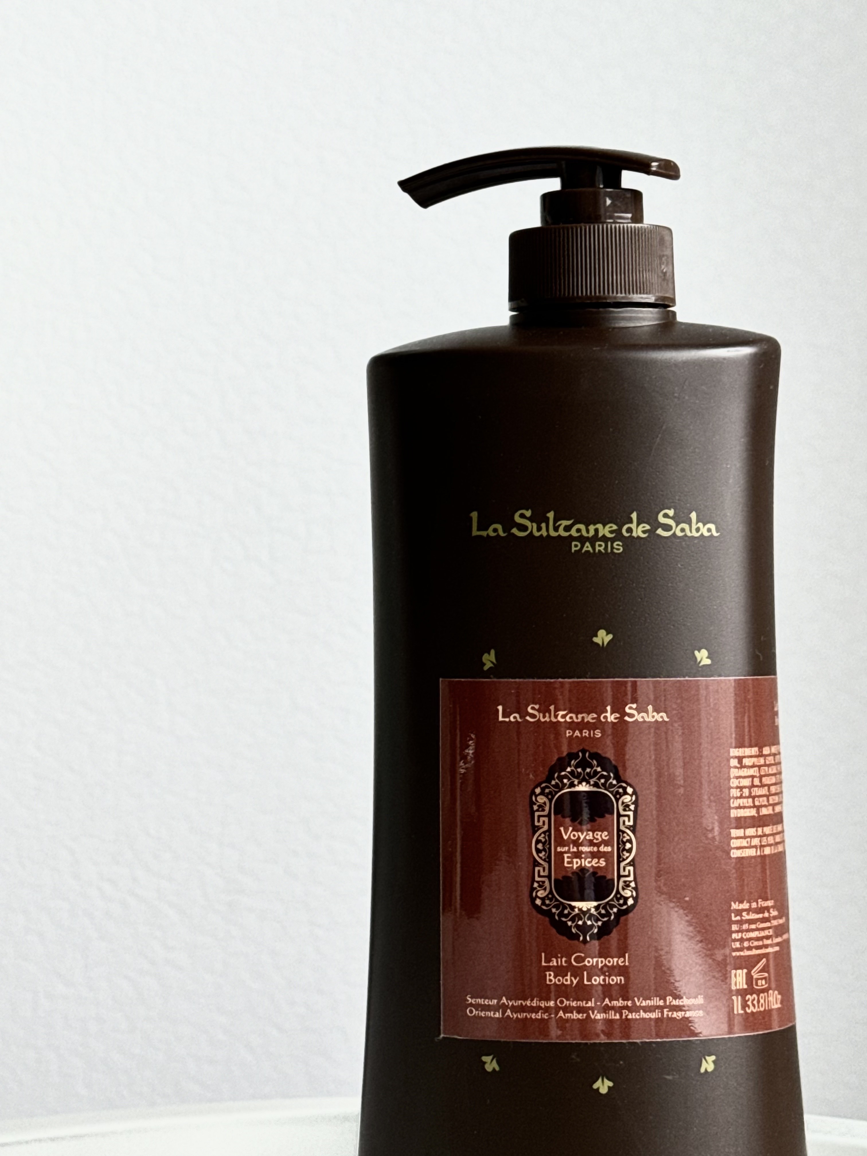 BODY LOTION AYURVEDIC AMBER VANILLA PATCHOULI Молочко для тела аюрведа 1000мл 3
