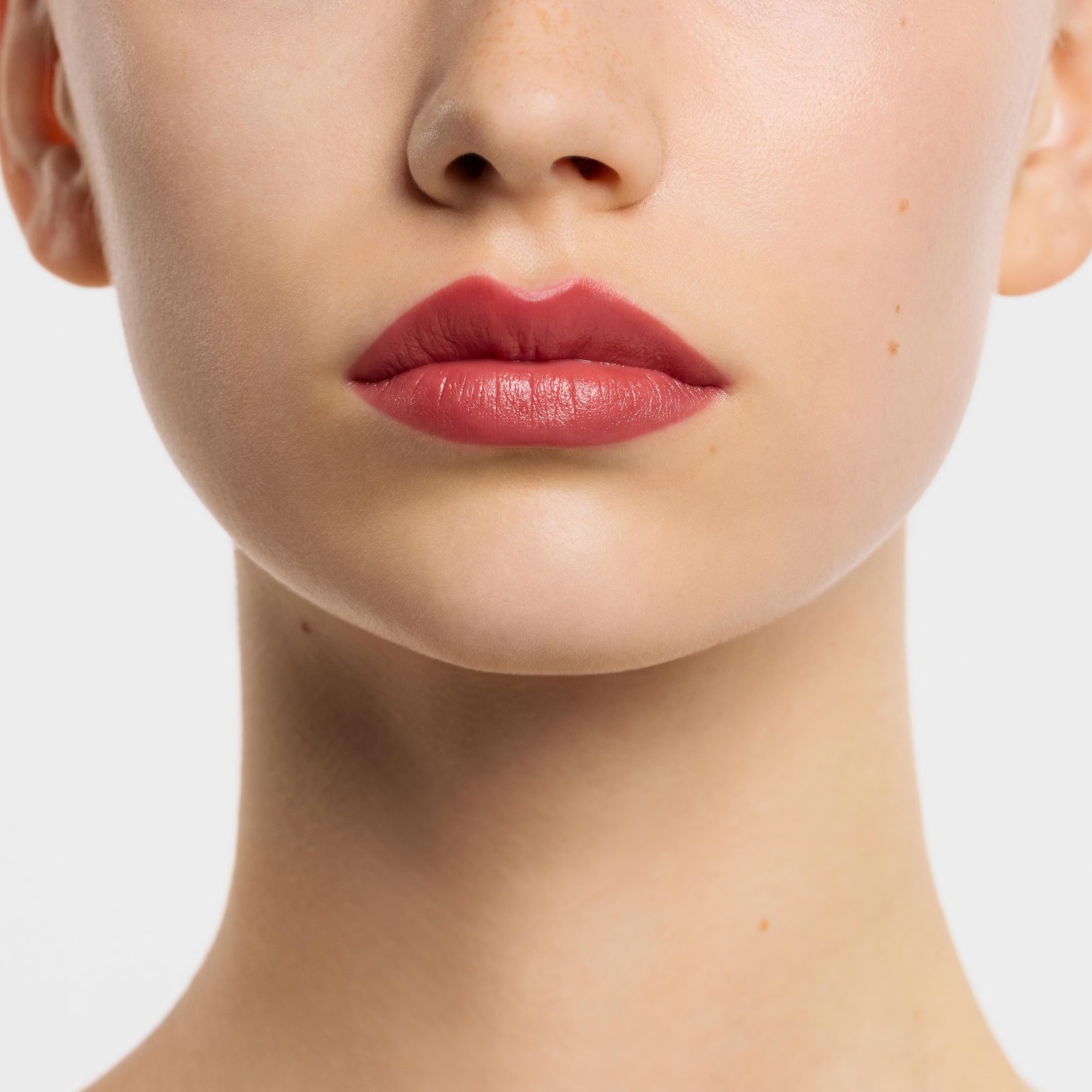 CELINE ROUGE SATIN LIPSTICK 12 Manon 3