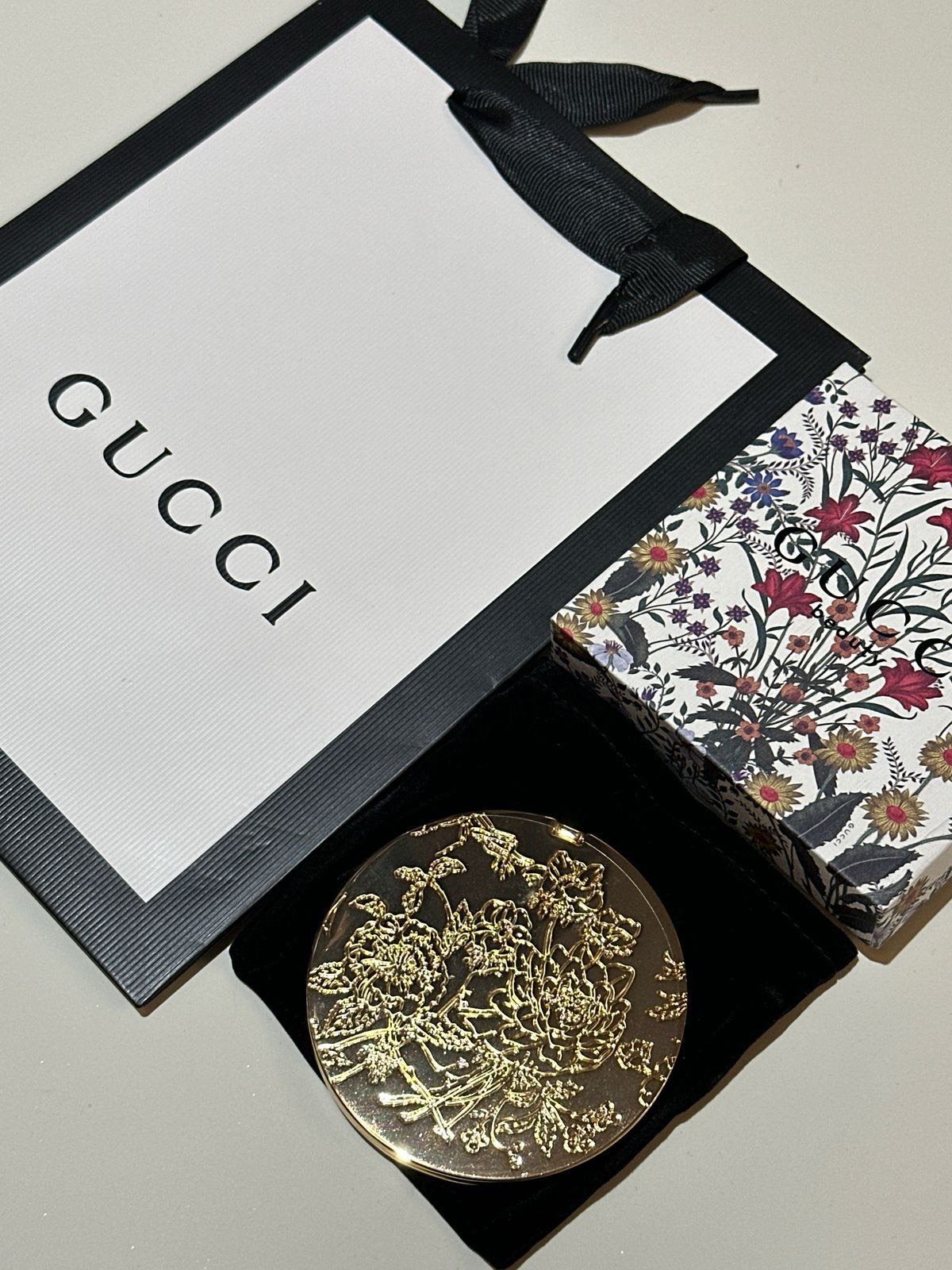Gucci Зеркало Flora Mirror Compact 2