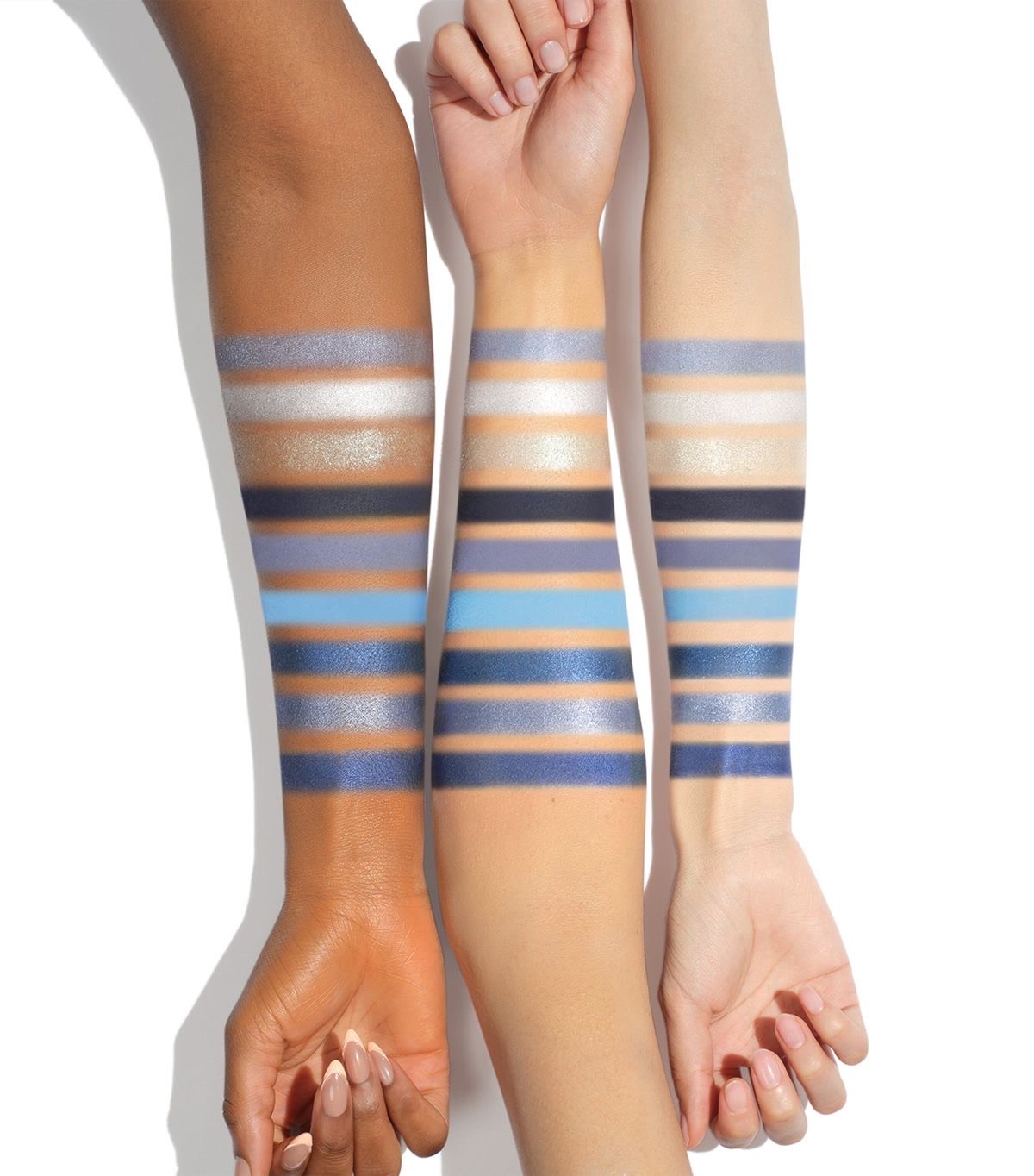 CHARLOTTE TILBURY Палетка теней Charlotte's Palette Of Beautifying Eye Trends, Denim Dimension 2