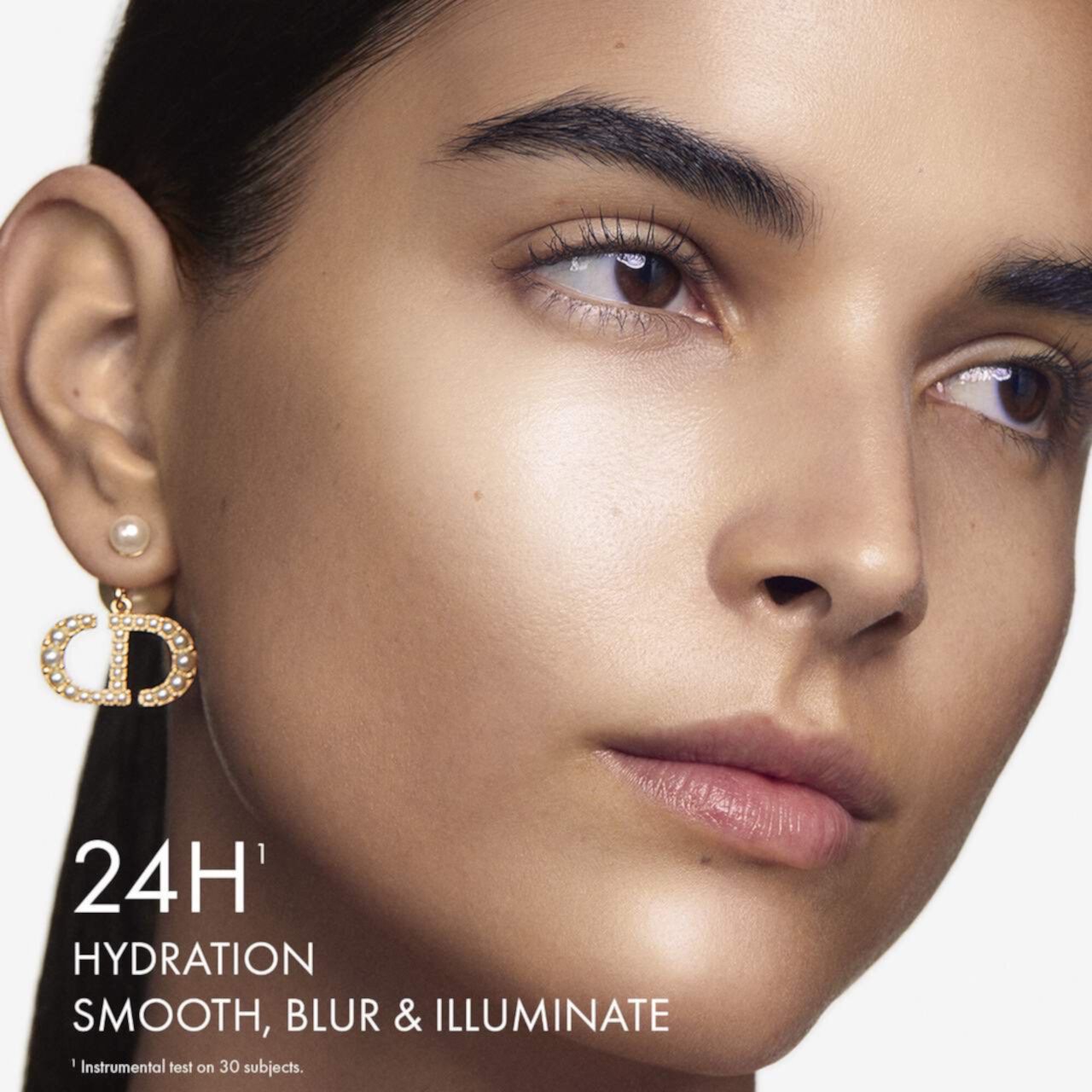 Жидкий иллюминатор для лица Forever Glow Star Filter, легкое покрытие с сияющим финишем, 3N 5