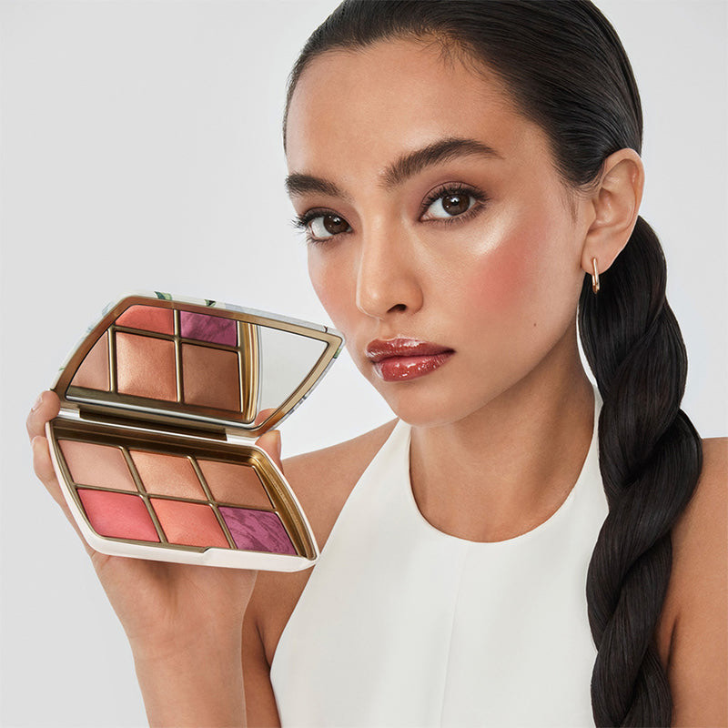 Палитра для лица Hourglass Ambient Lighting Palette 2025 - UNLOCKED SWAN 4