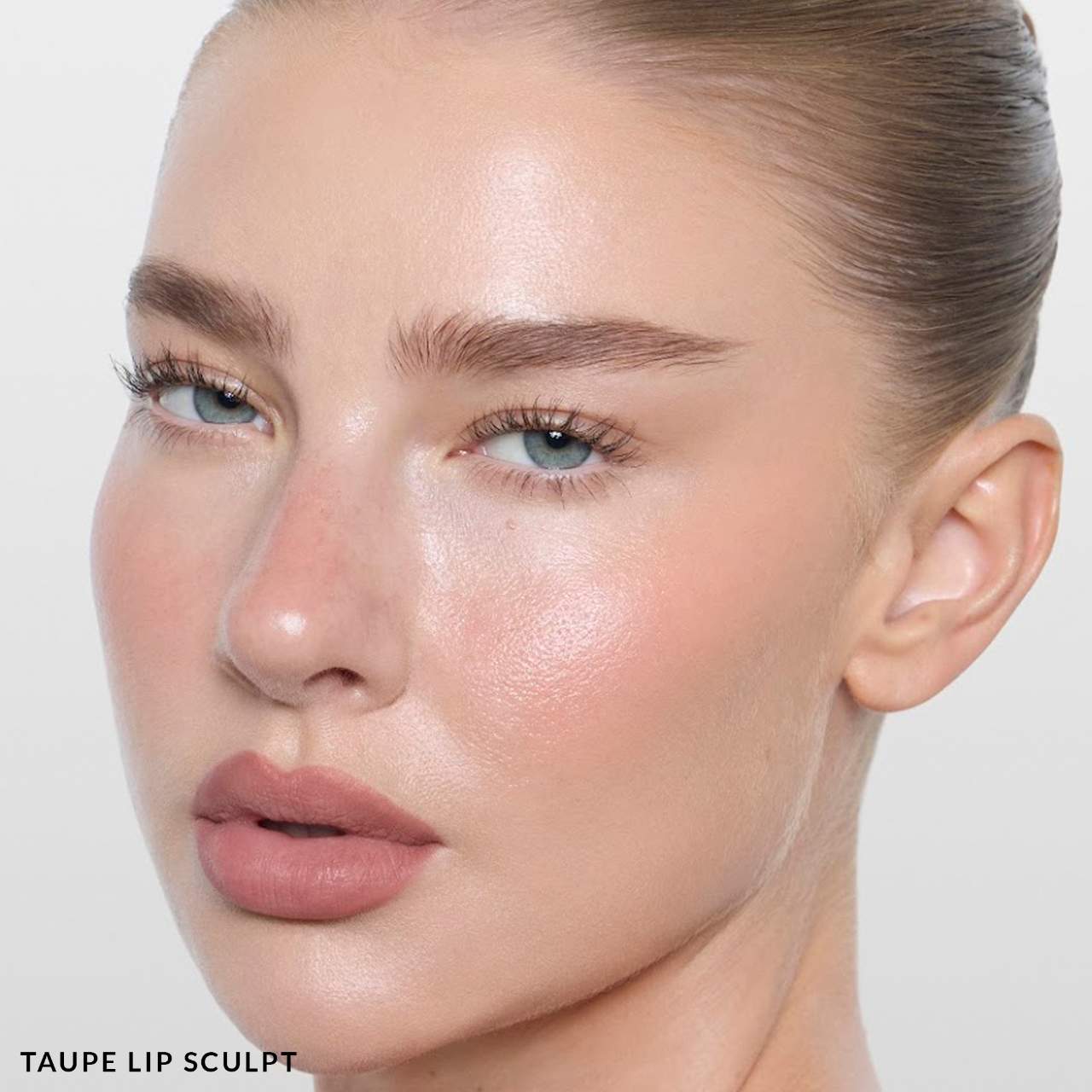 REFY Lip Sculpt  в оттенке  Taupe , Карандаш для губ ,  10 г 2