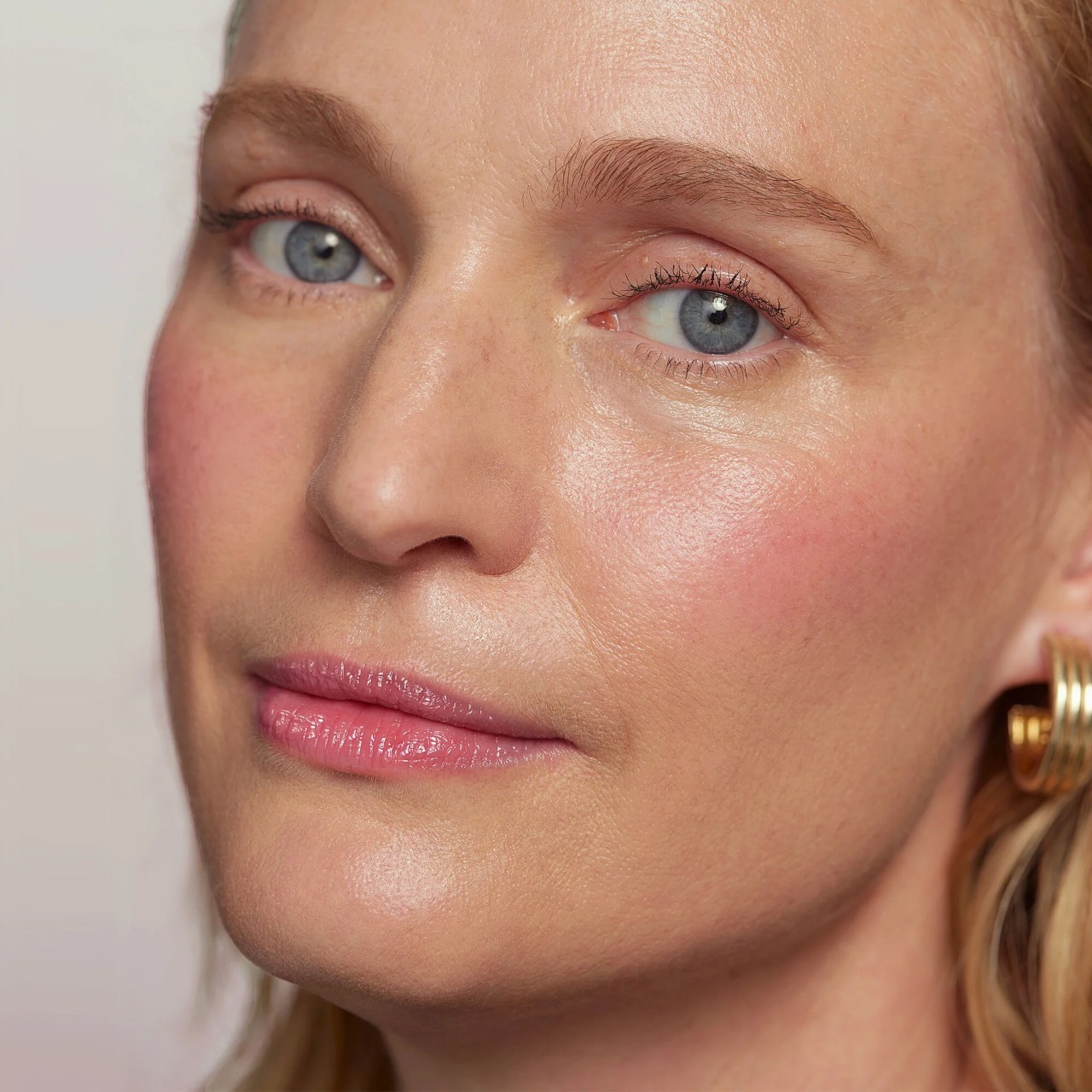 MERIT Shade Slick Sheen Tinted Lip Oil в оттенке Les Deux, масло для губ, 7 мл 6
