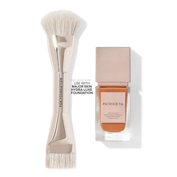 PATRICK TA  Двусторонняя кисть для нанесения тональной основы Dual Ended Foundation Brush 3