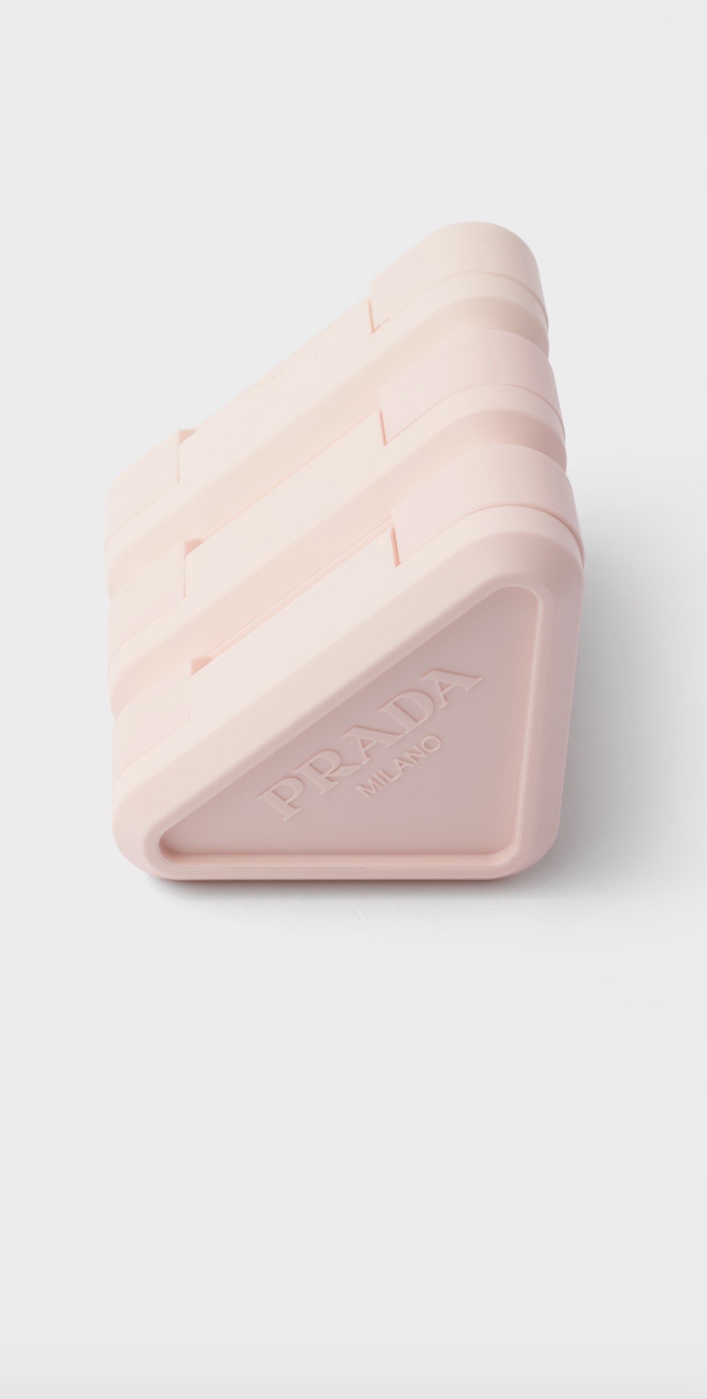 Prada румяна   Touch Cream to Powder Blush color в оттенке В32 Caffee, 3,5 gr 3