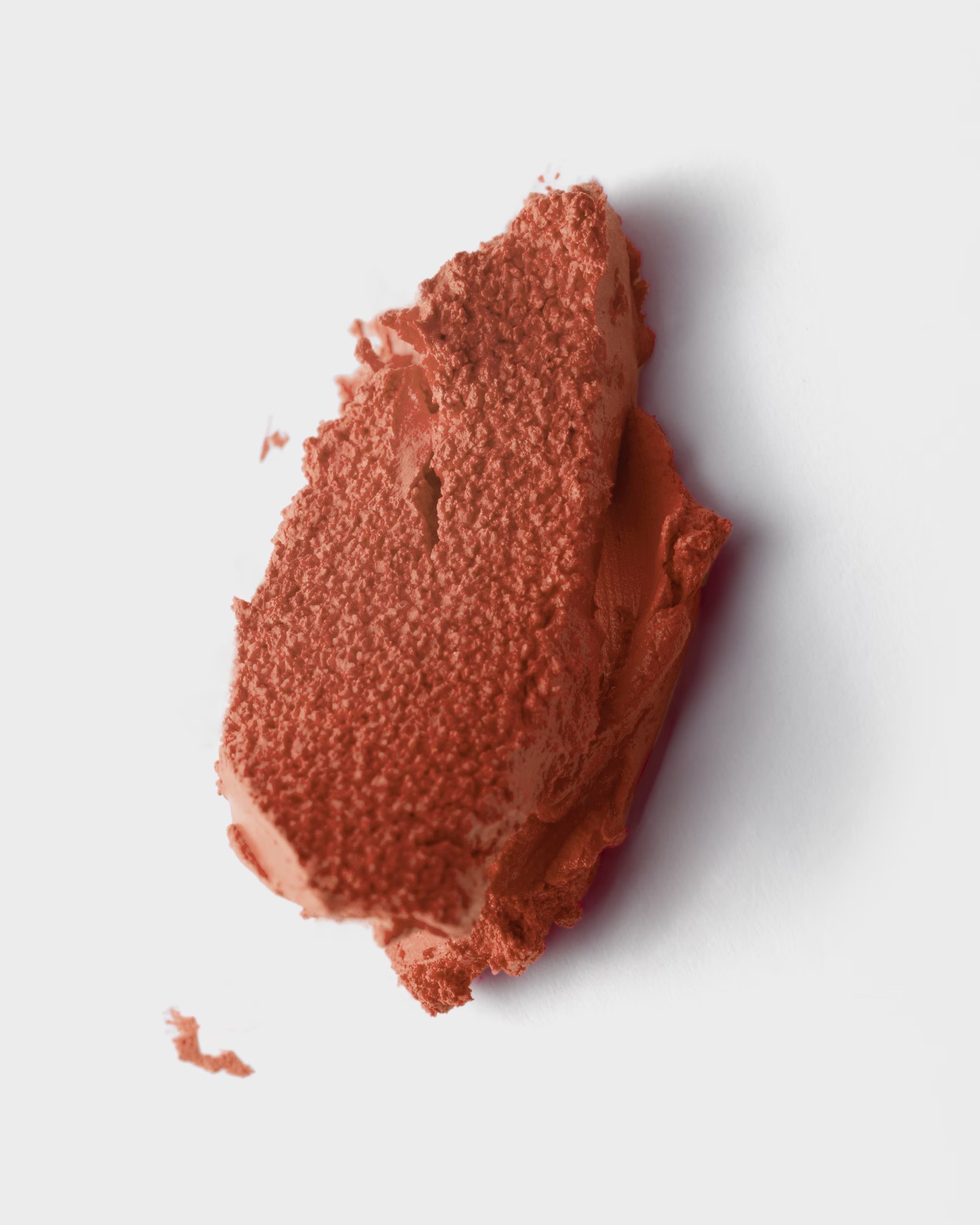 Prada румяна  Touch Cream to Powder Blush  color в оттенке P71 Bow, 3,5гр 5