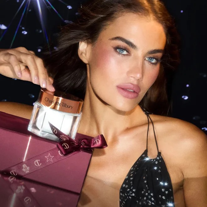 CHARLOTTE TILBURY Подарочный набор Charlotte's Iconic Magic Skin Duo, 30мл+30мл 2